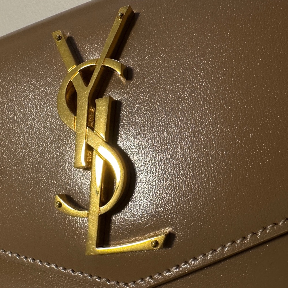 Saint Laurent Uptown Pouch Clutch - Picture 3 of 7